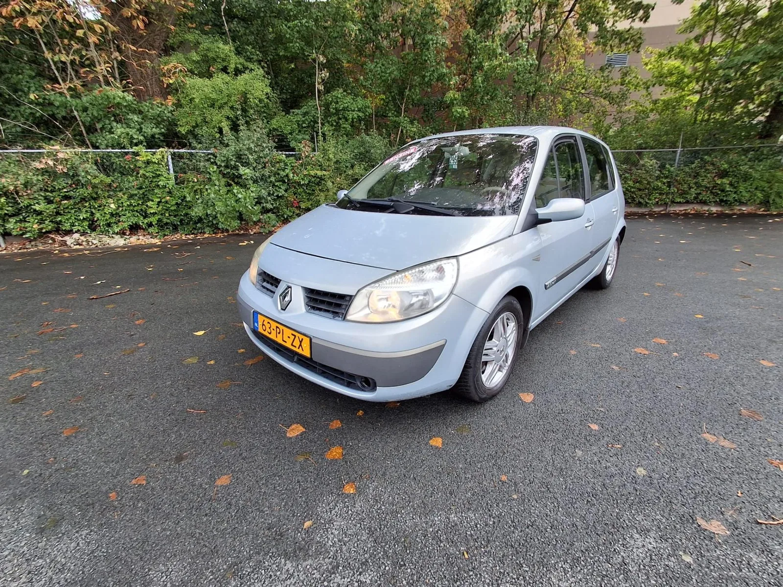 Renault Scénic (2004) — foto 1