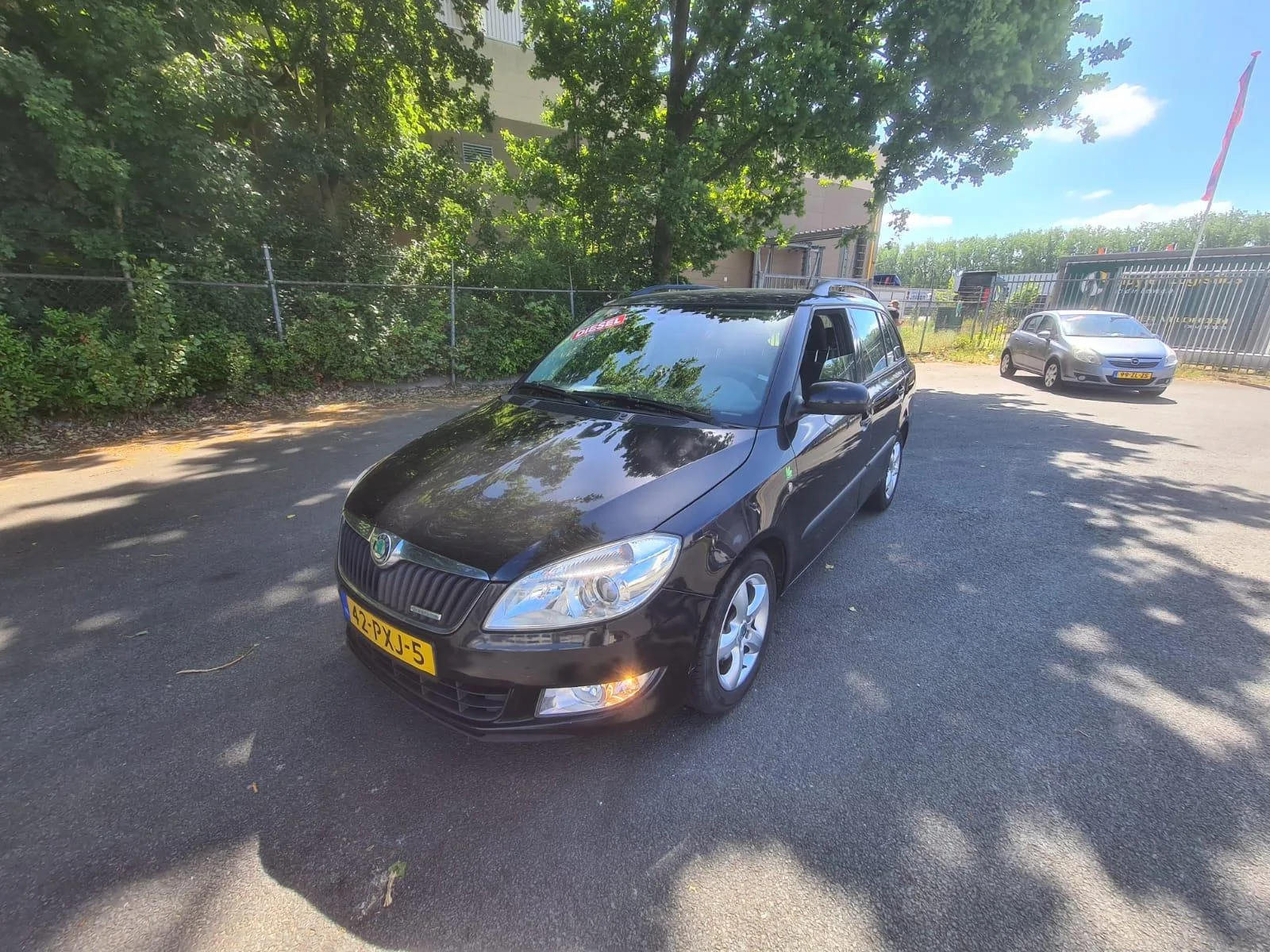 Škoda Fabia (2011) — foto 1