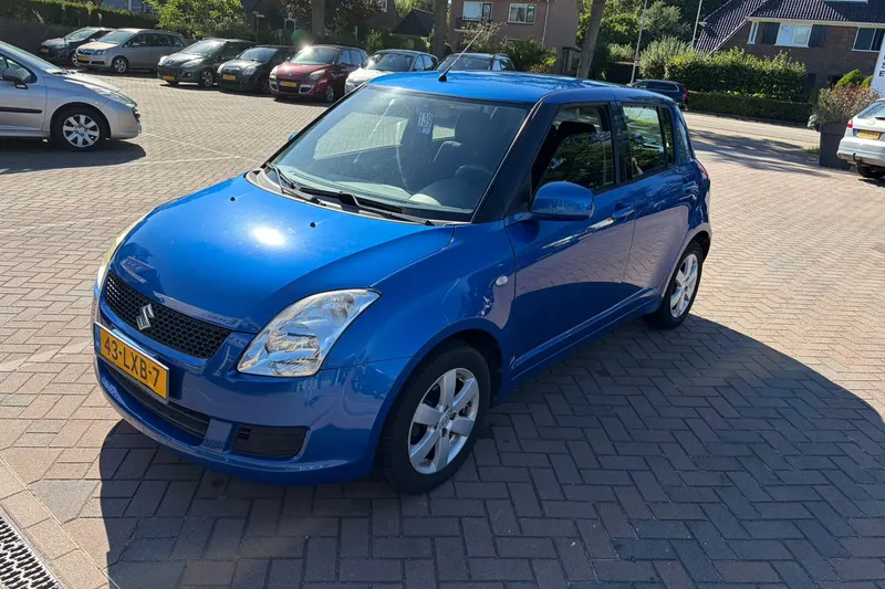 Suzuki Swift (2008)