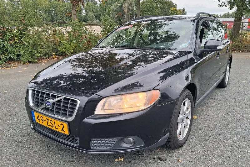 Volvo V70 (2008)