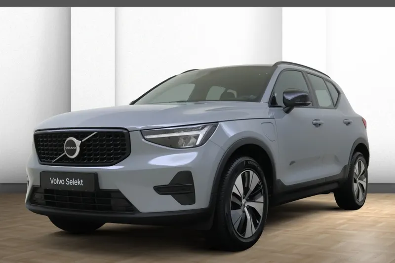 Volvo XC40 (2023)