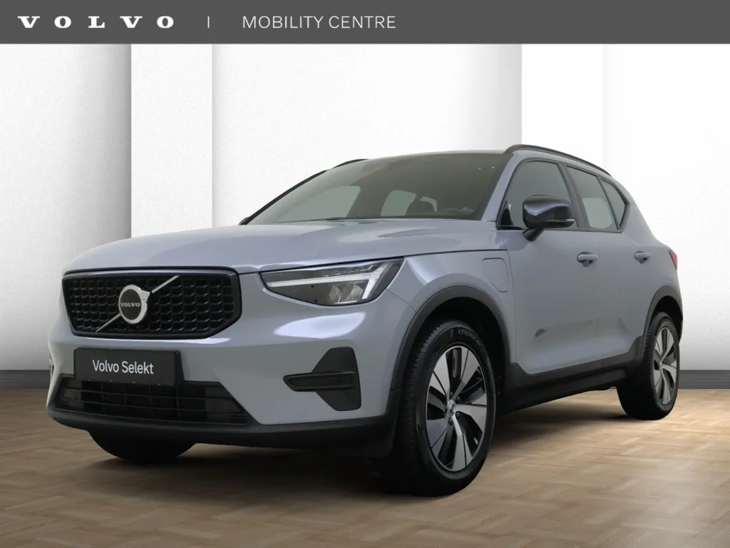 Volvo XC40 (2023) — foto 1