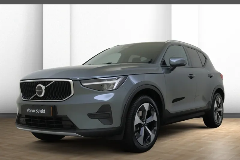 Volvo XC40 (2025)