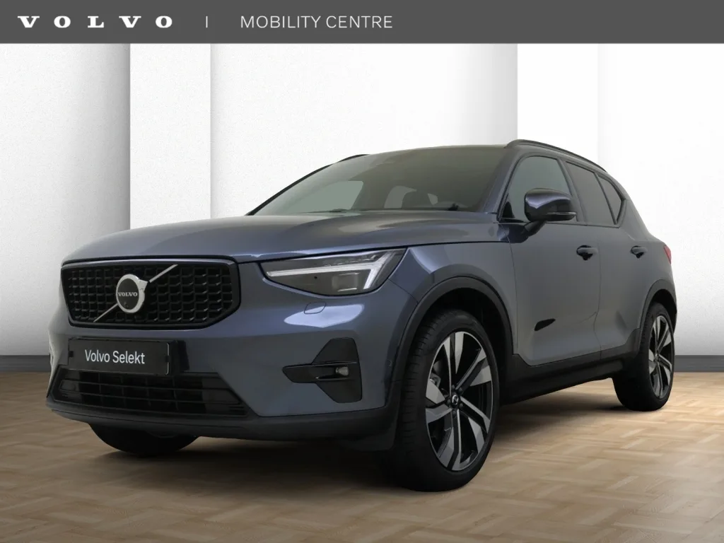 Volvo XC40 (2026) — foto 1