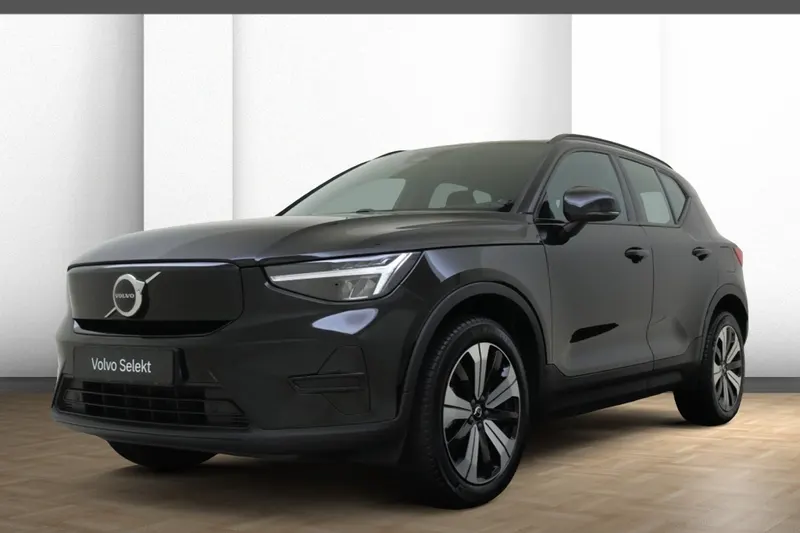 Volvo XC40 (2023)