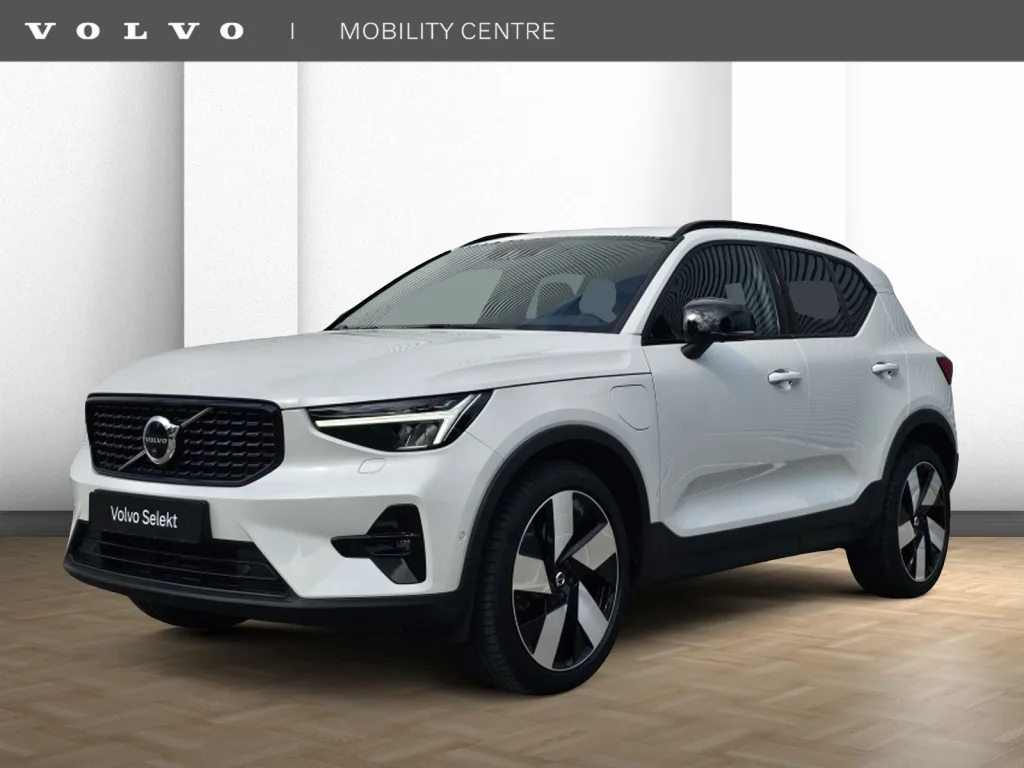 Volvo XC40 (2023) — foto 1