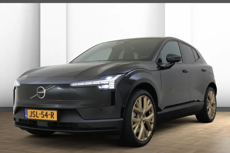 Volvo EX30 (2025)