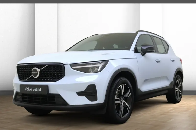 Volvo XC40 (2024)