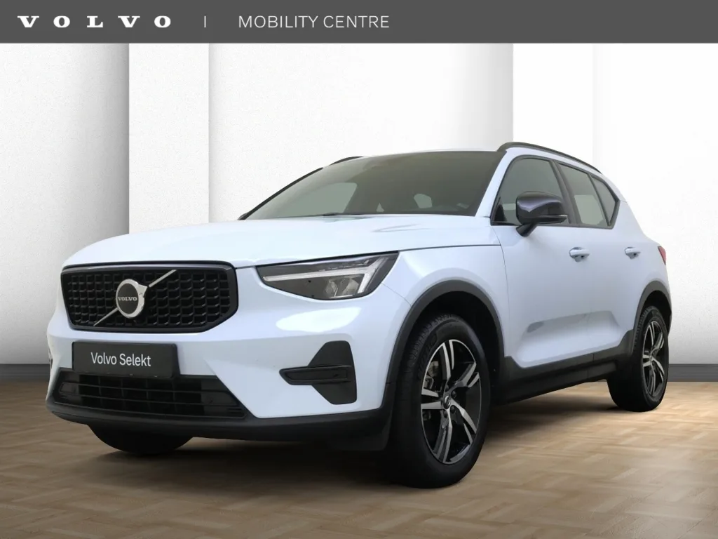 Volvo XC40 (2024) — foto 1