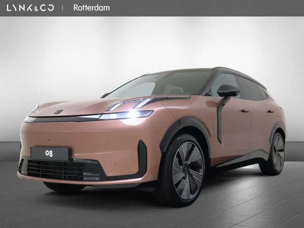 Lynk & Co 08 (2026) — foto 1