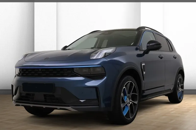Lynk & Co 01 (2023)