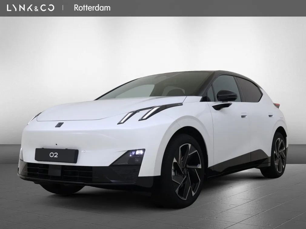 Lynk & Co 02 (2026) — foto 1