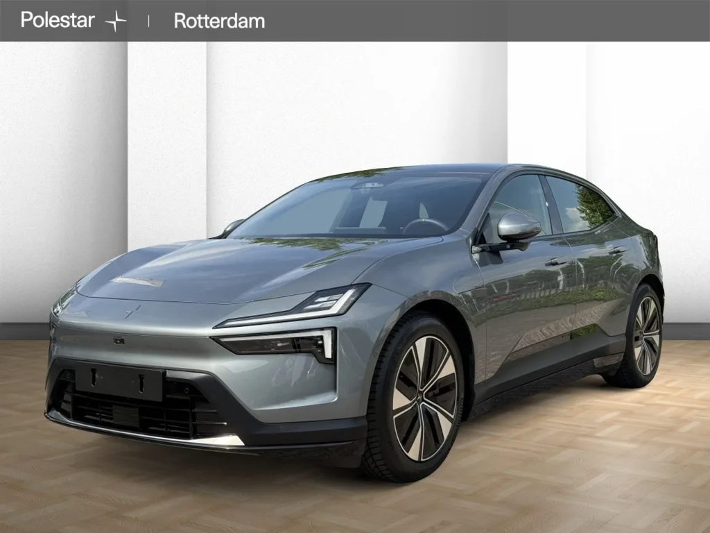 Polestar 4 (2024) — foto 1