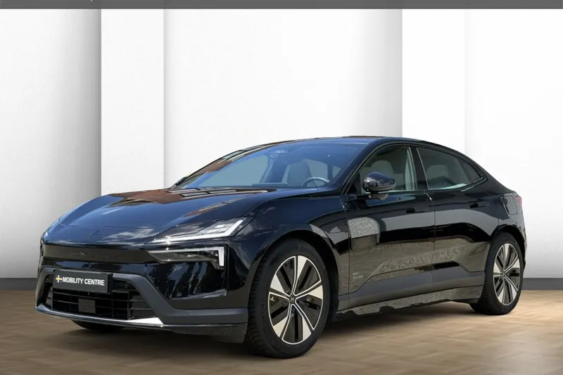 Polestar 4 (2024)