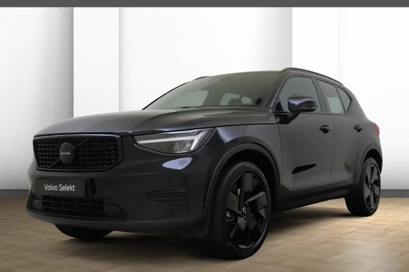 Volvo XC40 (2025)