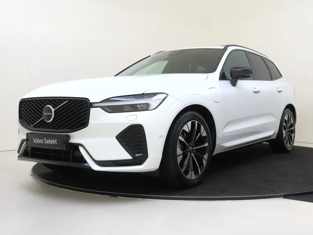 Volvo XC60 (2026) — foto 1