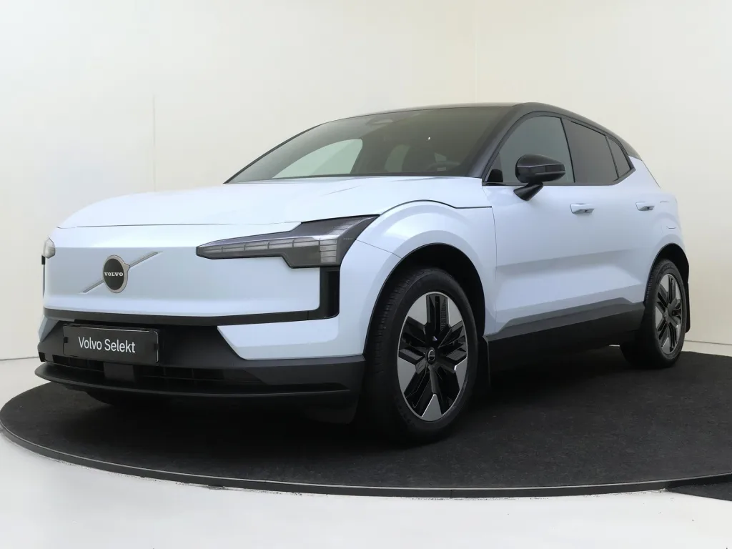 Volvo EX30 (2024) — foto 1