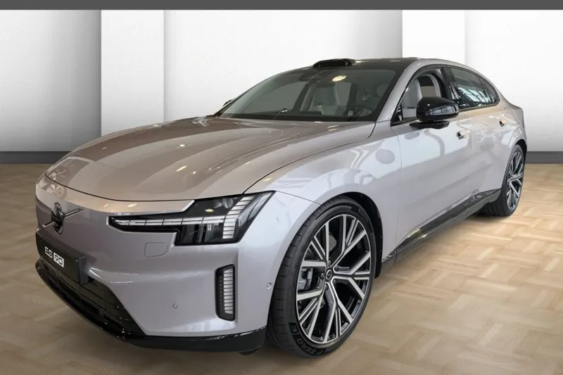 Volvo ES90 (2026)