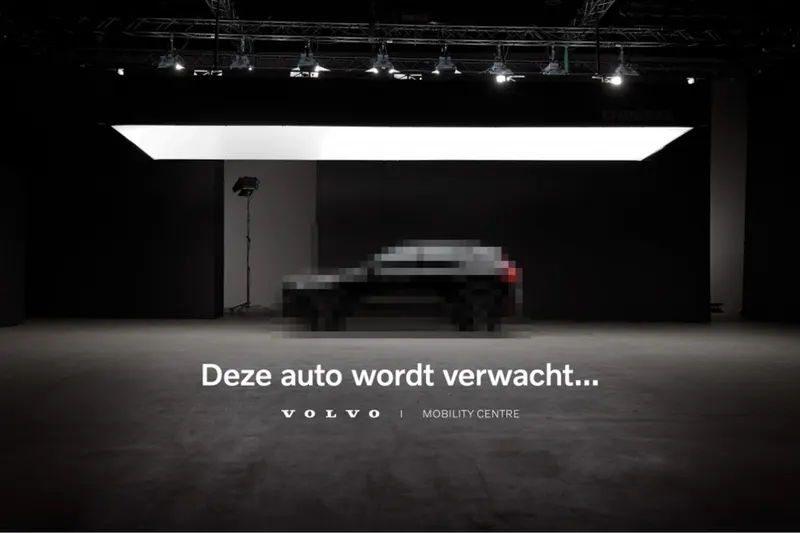 Volvo XC40 (2022)