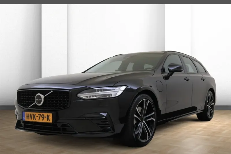 Volvo V90 (2025)
