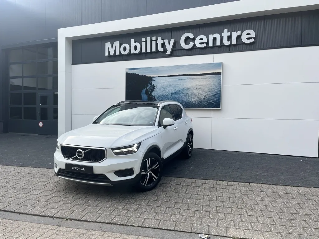 Volvo XC40 (2019) — foto 1