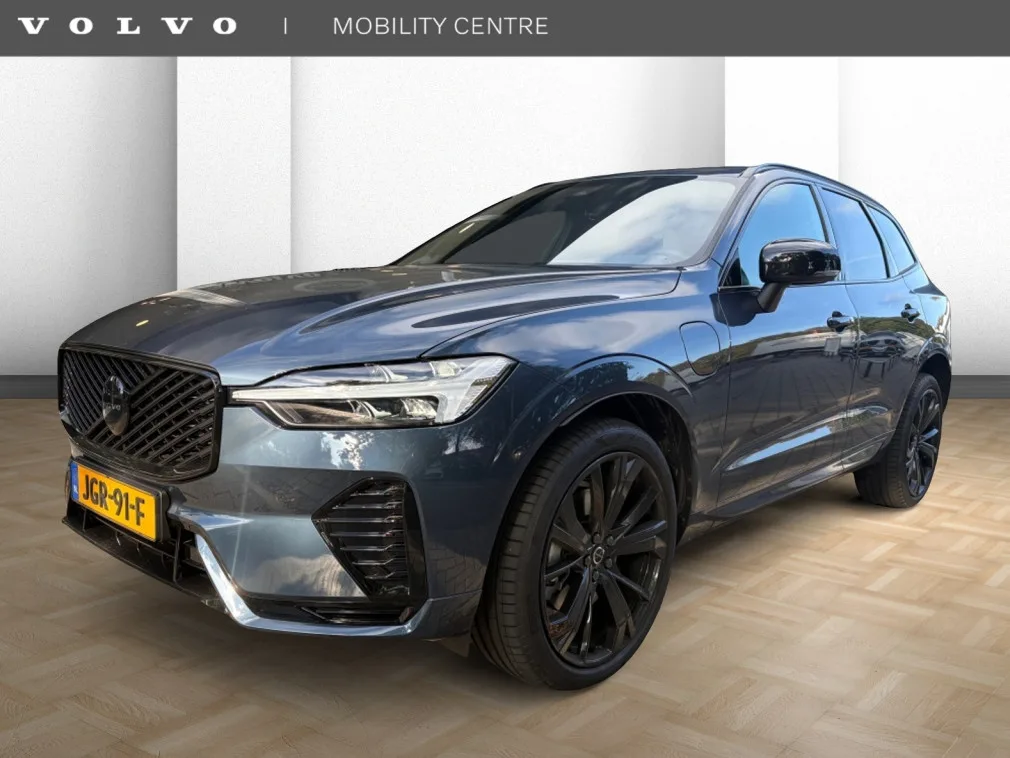 Volvo XC60 (2025) — foto 1