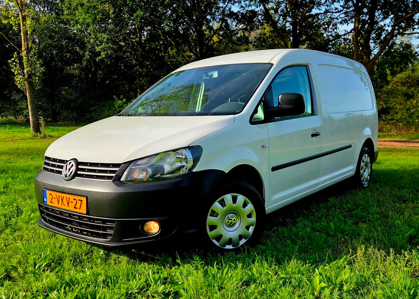 Volkswagen Caddy (2011) — foto 1