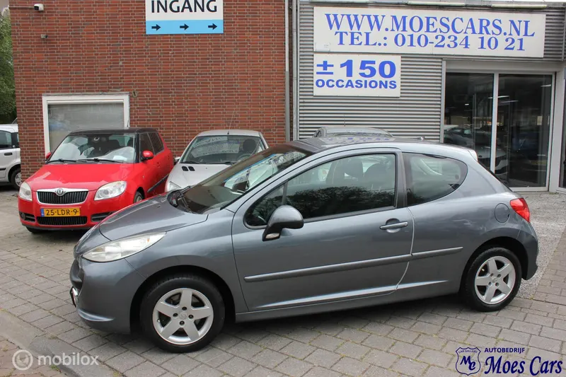 Peugeot 207 (2008)