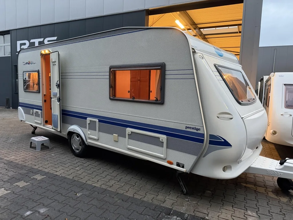 Hobby Prestige (2003) — foto 1