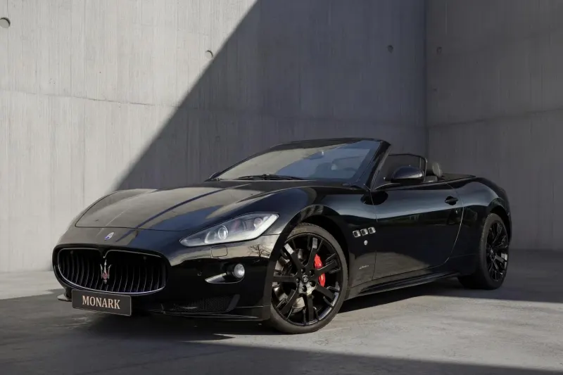 Maserati GranCabrio (2012)