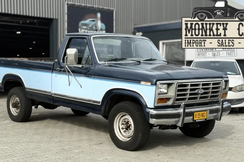 Ford F-250 (1986)
