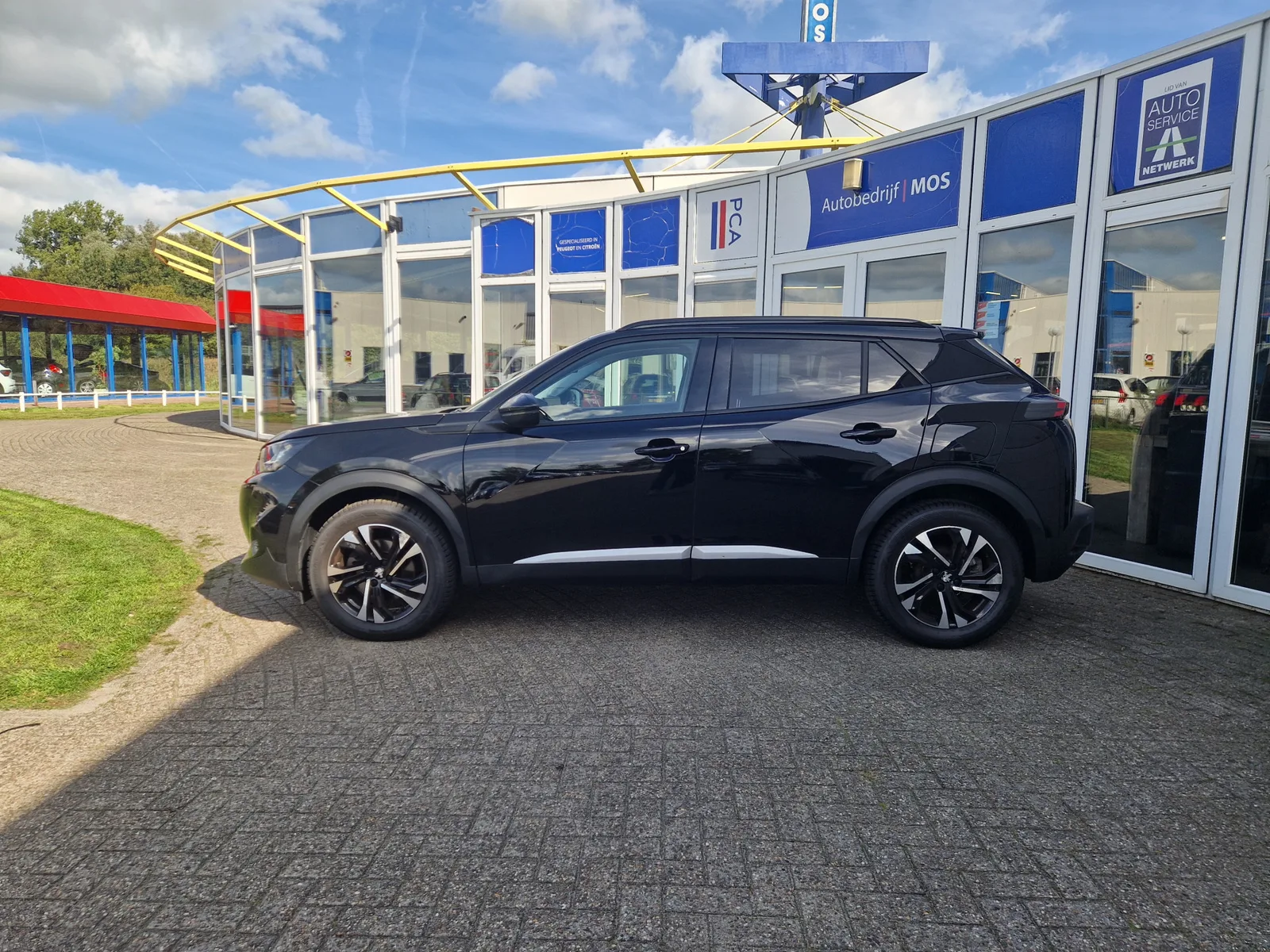 Peugeot 2008 (2021) — foto 1