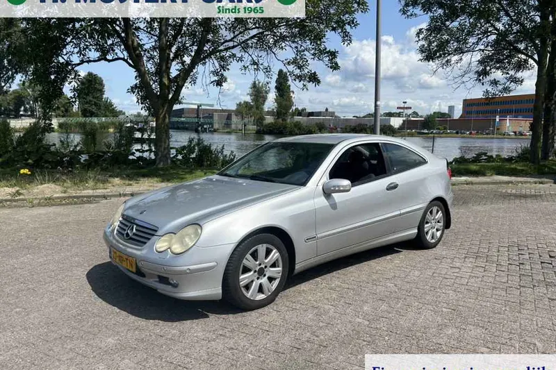 Mercedes-Benz C-Klasse (2004)
