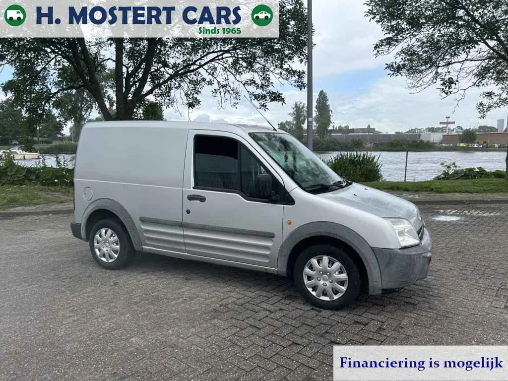 Ford Transit Connect (2006) — foto 1