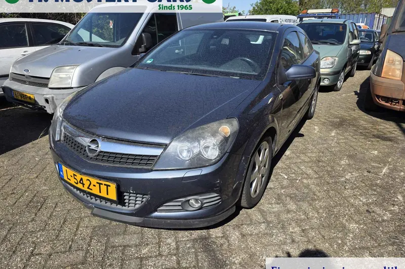 Opel Astra (2008)