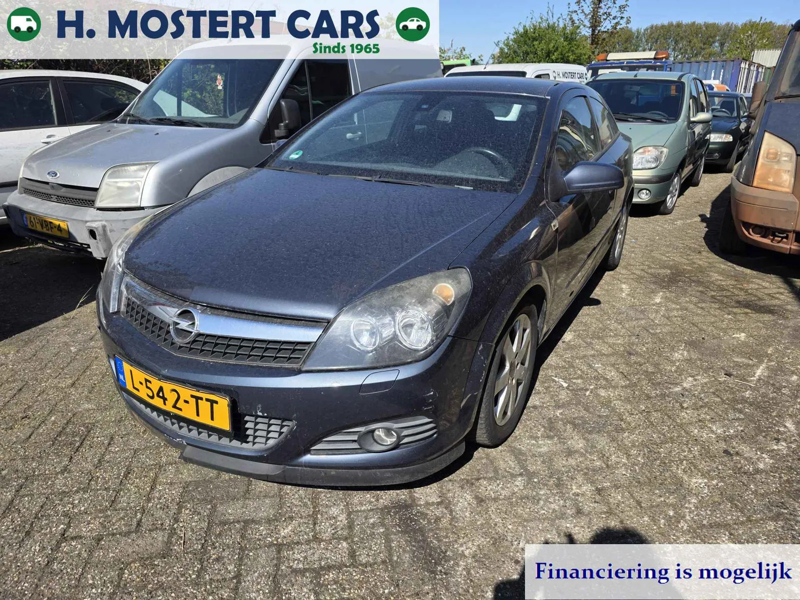 Opel Astra (2008) — foto 1