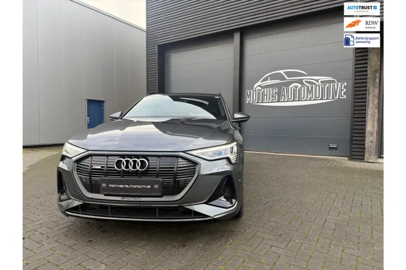Audi e-tron (2022)