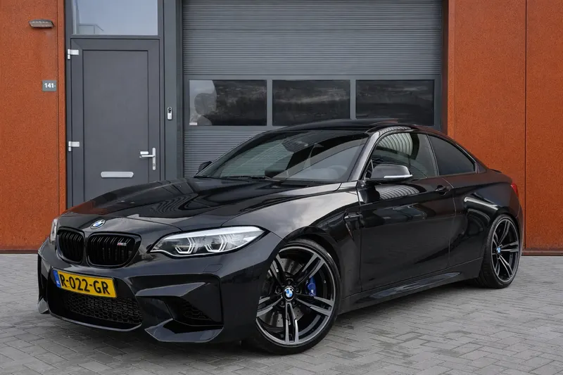 BMW M2 (2017)