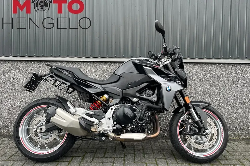 BMW F 900 R (2023)