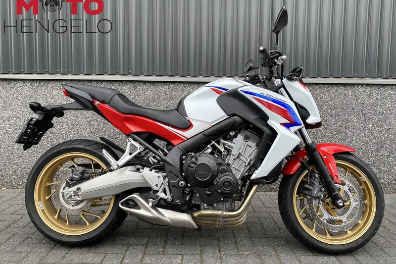 Honda CB650F (2015)