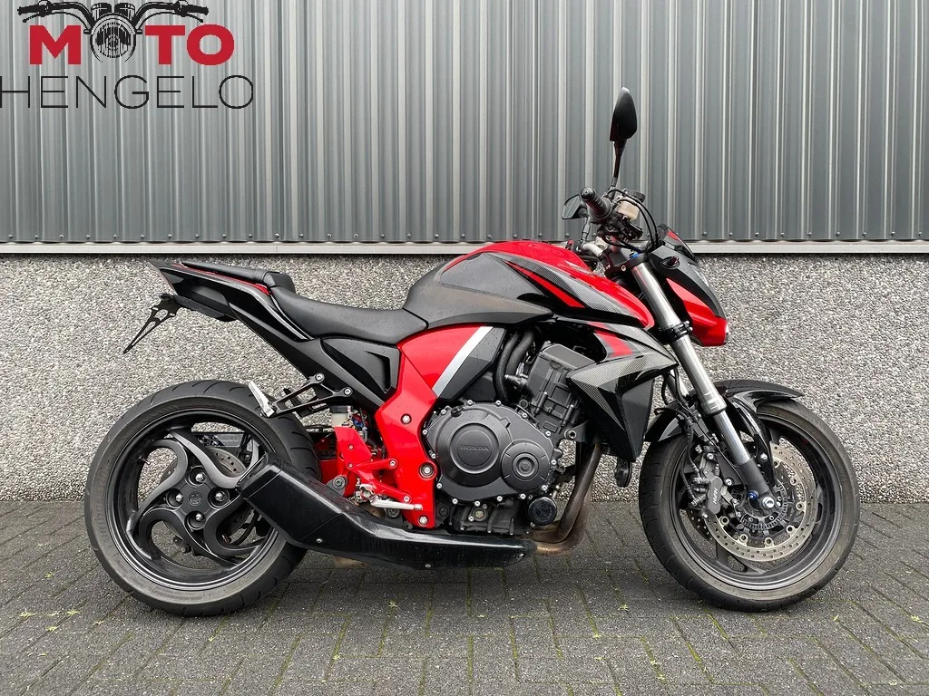 Honda CB1000R (2016) — foto 1