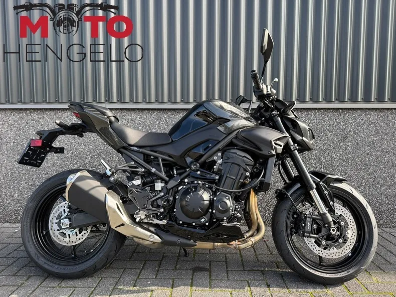 Kawasaki Z900 (2026) — foto 1