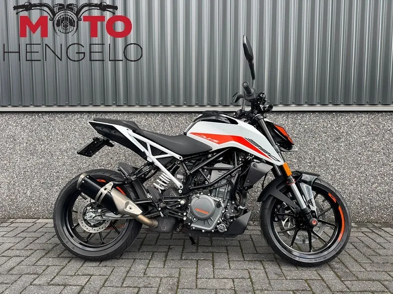 KTM Duke (2021) — foto 1