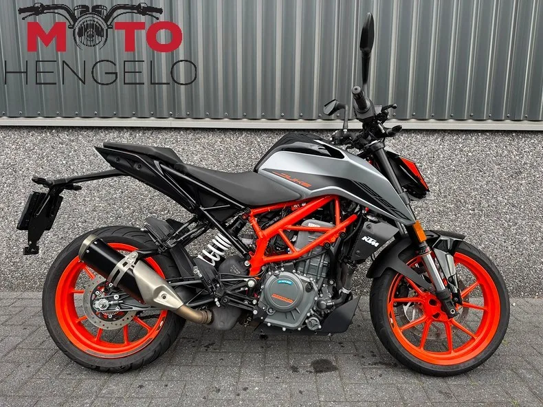 KTM Duke (2021) — foto 1