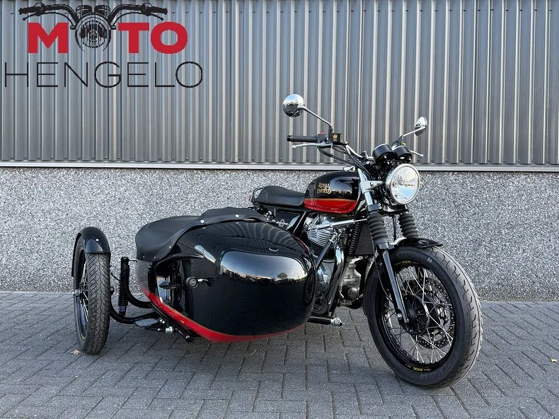 Royal Enfield INTERCEPTOR TRIPTEQ AMALFI (2023) — foto 1