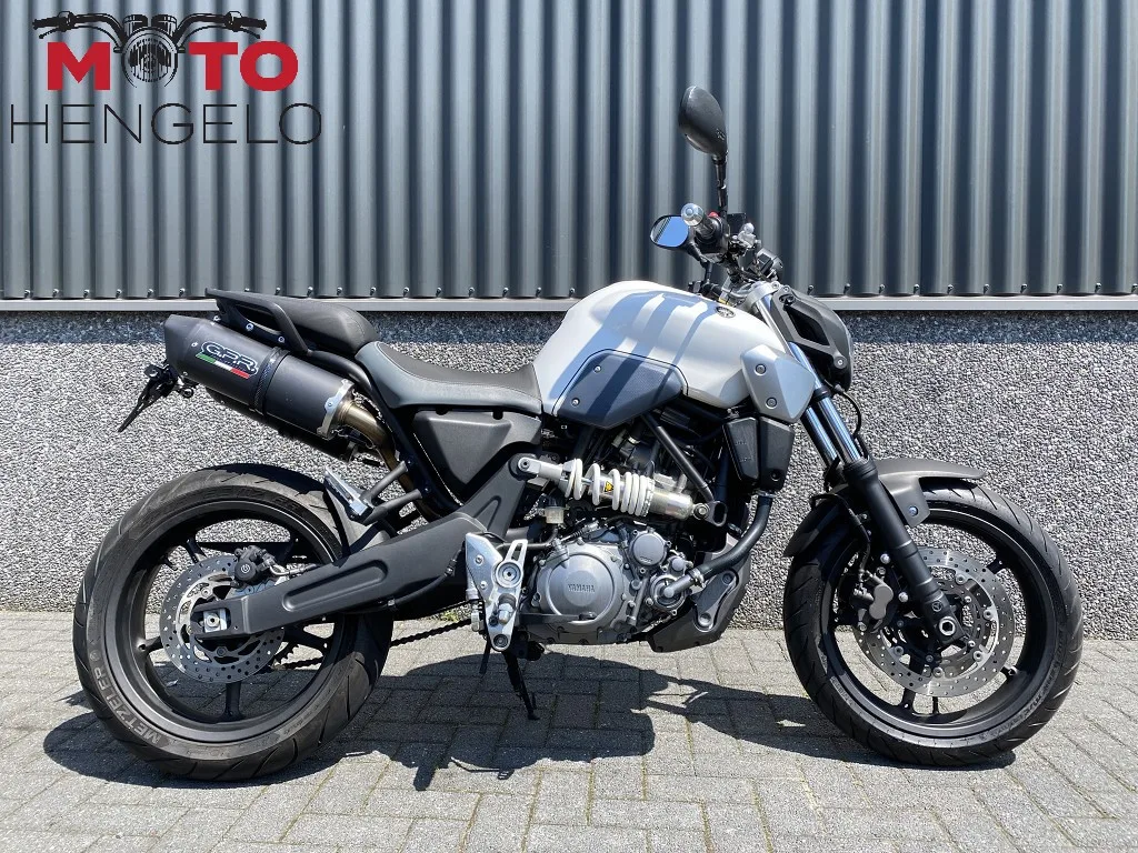 Yamaha 2008 (2008) — foto 1