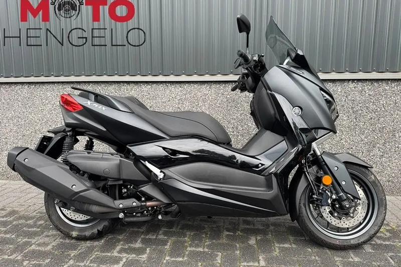 Yamaha MAX 400 (2019)