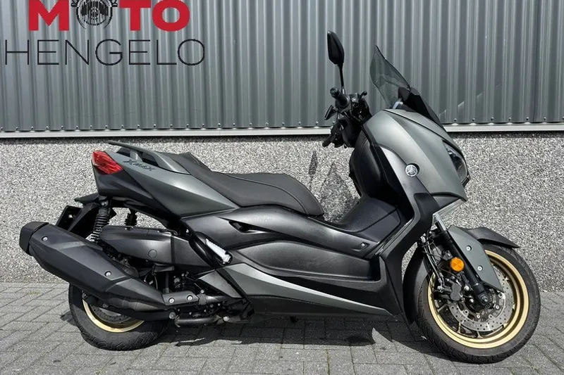 Yamaha MAX 400 (2020)