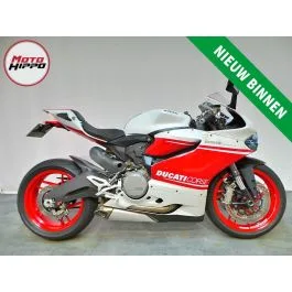 Ducati 899 Panigale (2015) — foto 1