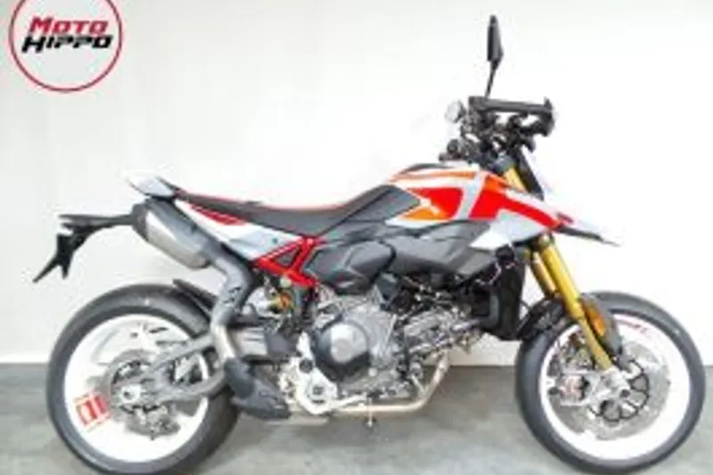 Ducati Hypermotard V2 SP (2026)